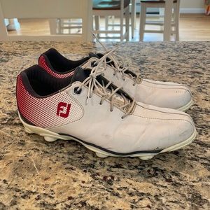 FJ golf shoes